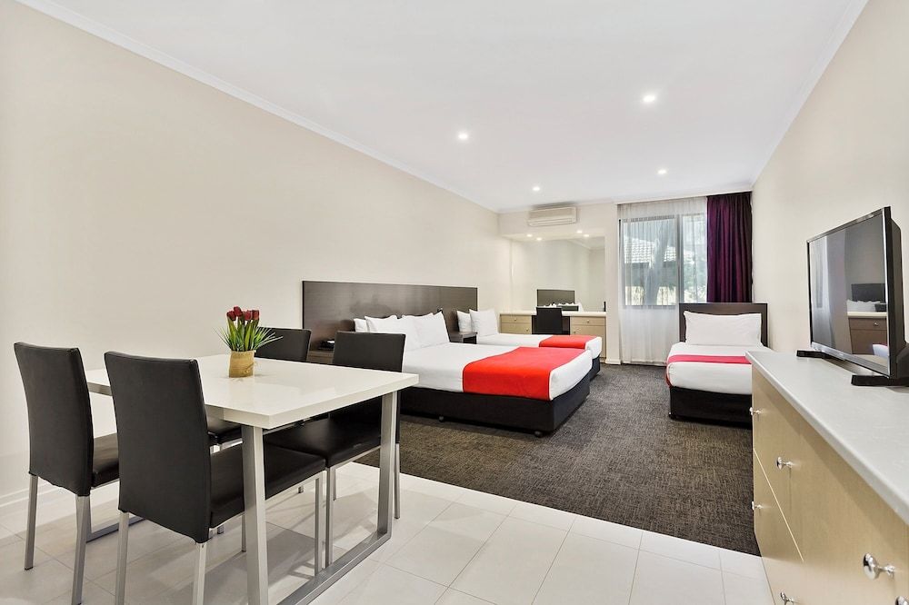 Quality Hotel Manor 2