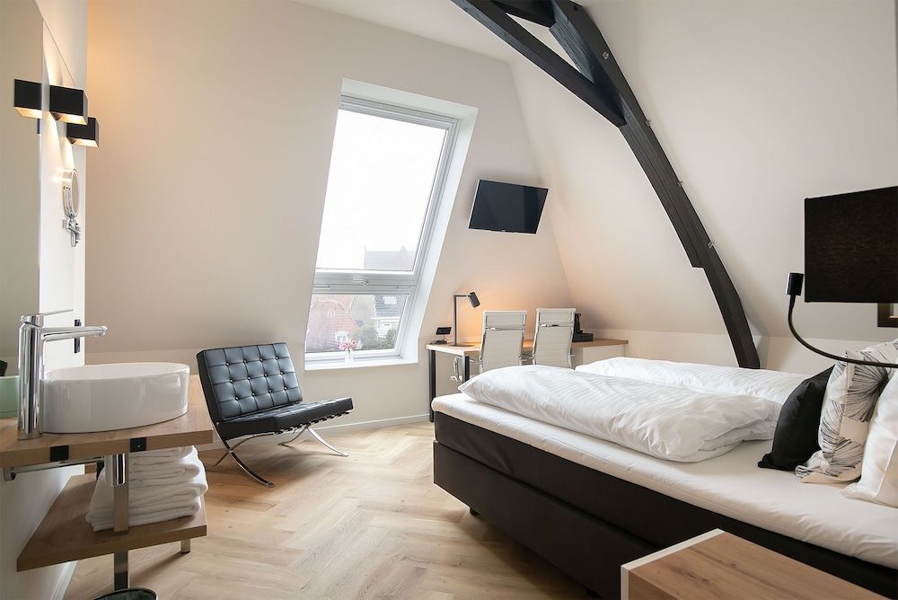 Snoozz Hotels Bolsward Boutique hotel zonder receptie met digitale sleutel 2