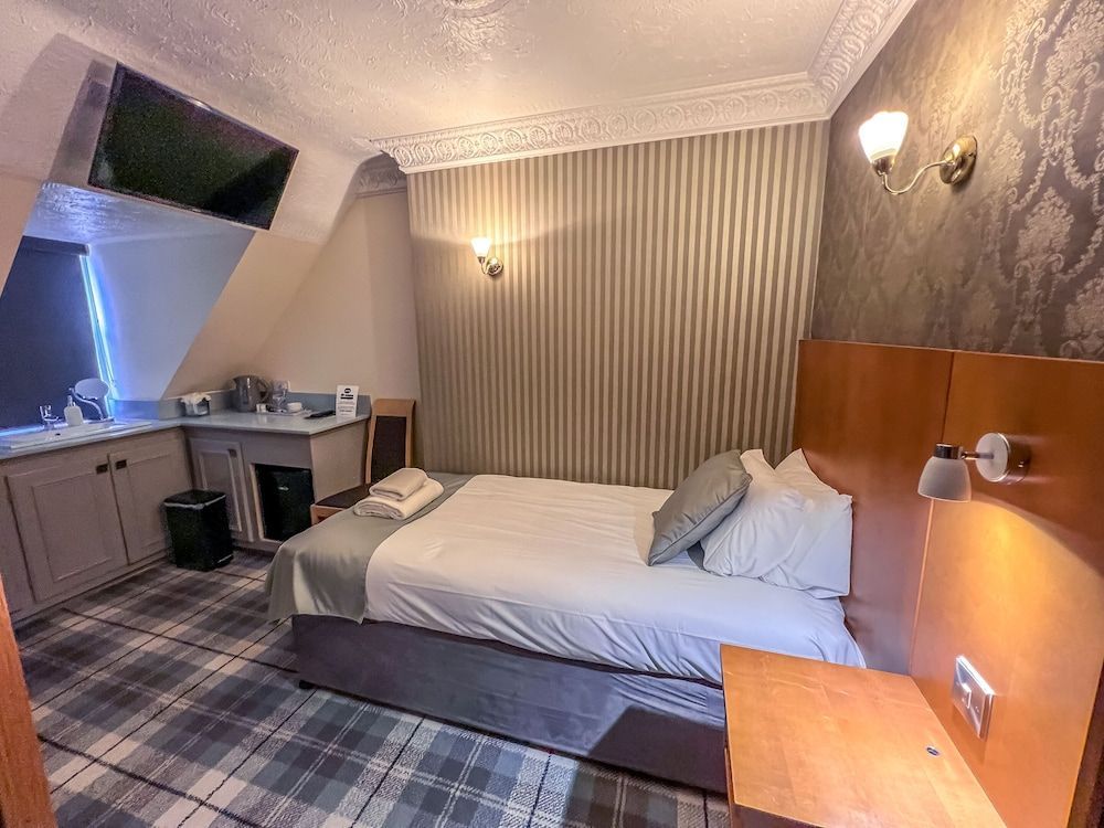 Quayside Hotel & Bar 2