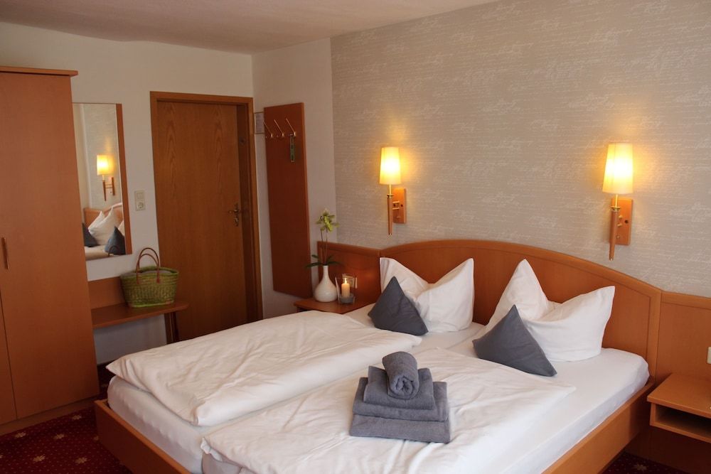 Ferien- und Wellnesshotel Waldfrieden 2