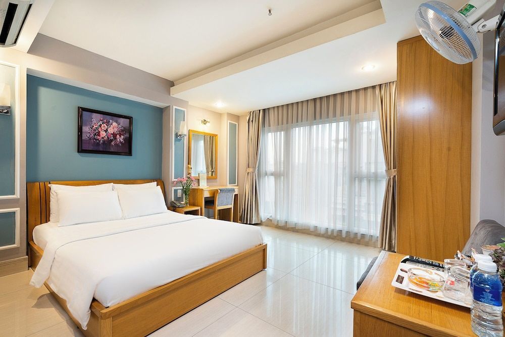 Lucky Star Hotel 146 Nguyen Trai 1