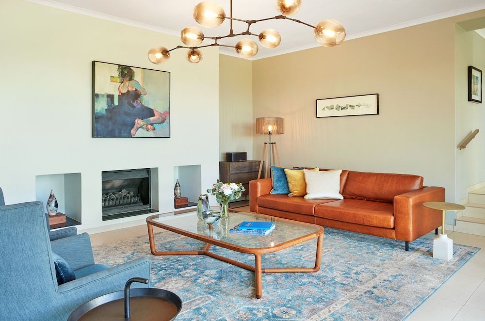 The Cliffside Boutique Getaway 2
