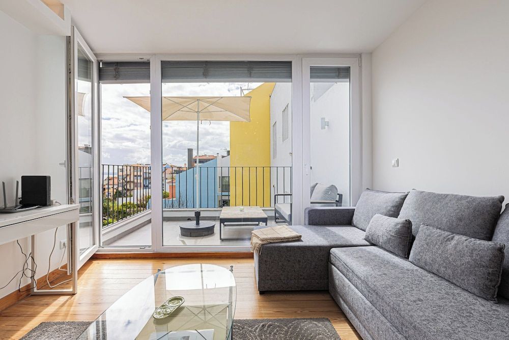 Barbadinhos Apartments in Lisbon Historic Neighborhood 1