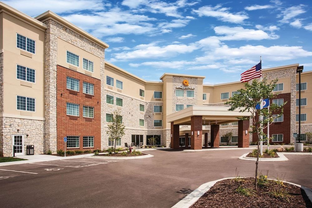 La Quinta by Wyndham St. Paul-Woodbury 1