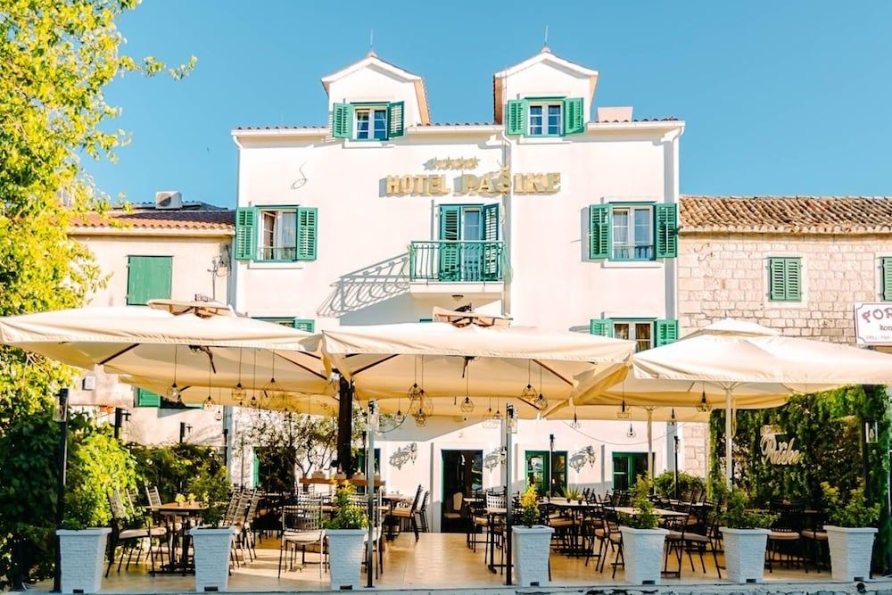 Hotel Pasike 1