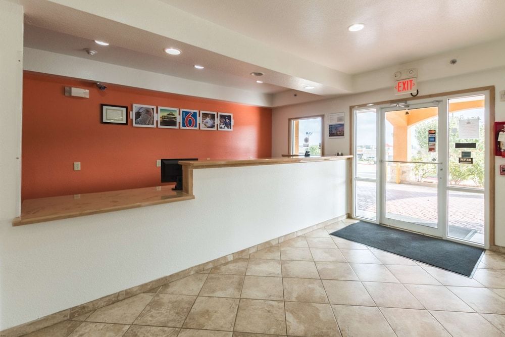 Motel 6 Alvarado TX 2
