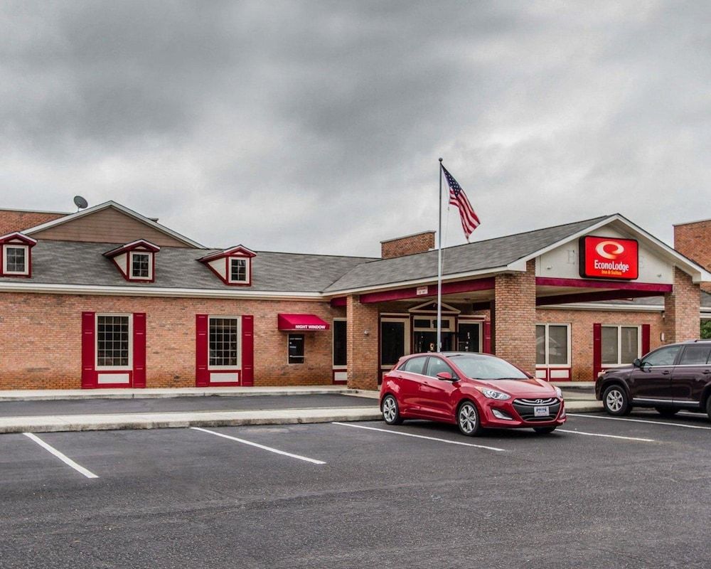 Econo Lodge Inn & Suites Enterprise 1