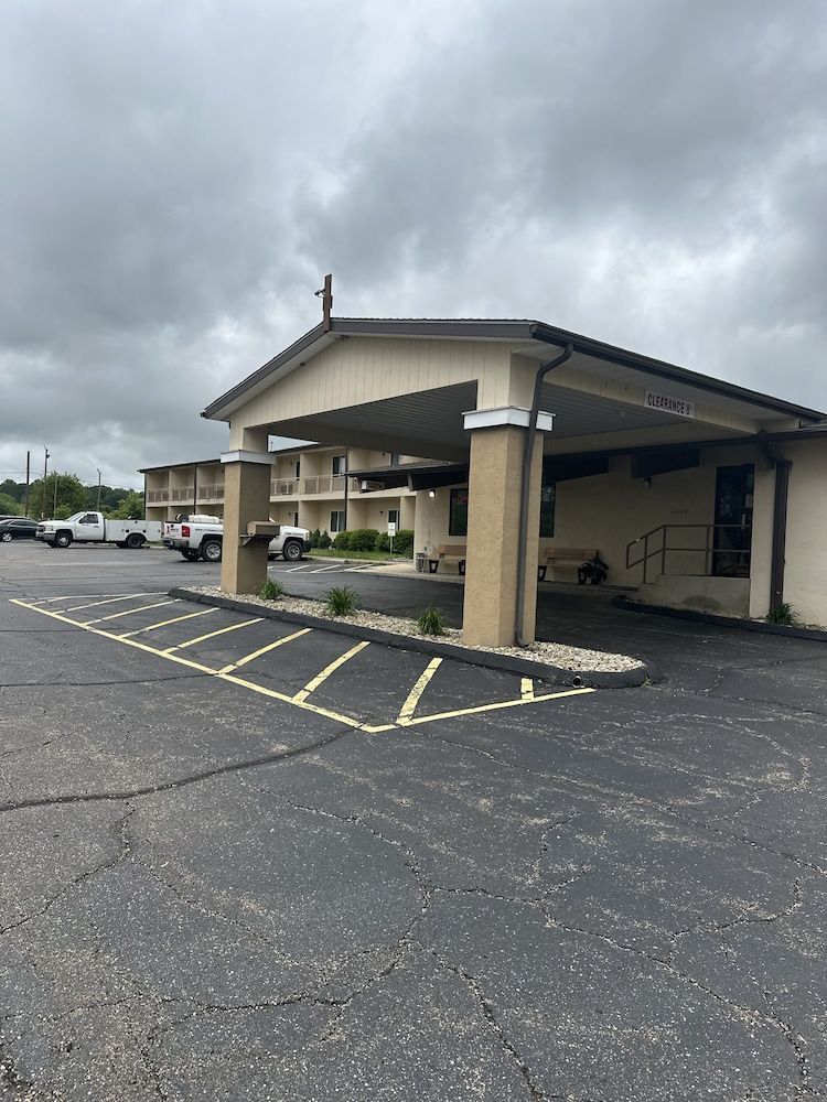 Executive inn 1