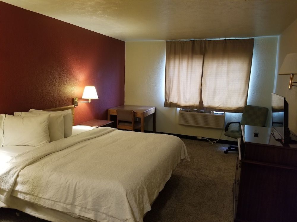 Fort Wayne Inn 1