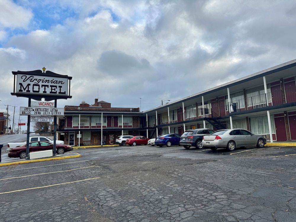 Virginian Motel 1