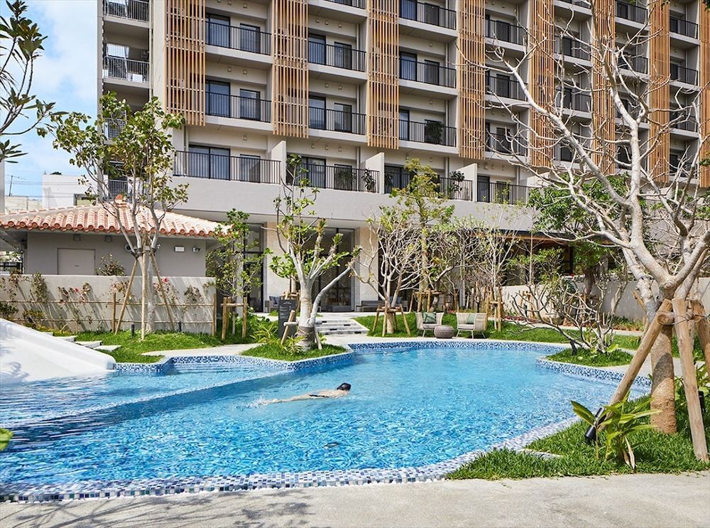 HOTEL STRATA NAHA 1