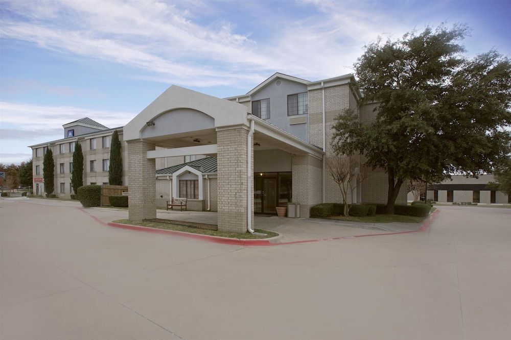 Americas Best Value Inn Addison Dallas 1