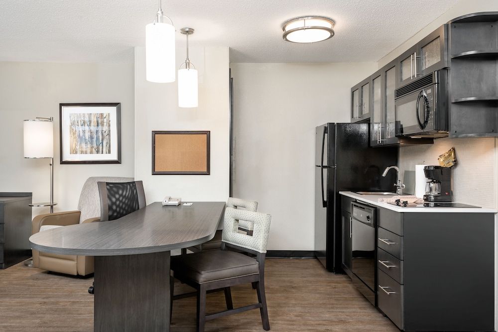 Candlewood Suites CHARLOTTE - ARROWOOD by IHG 2
