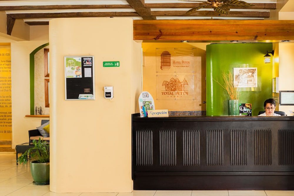 Hotel Peten 2