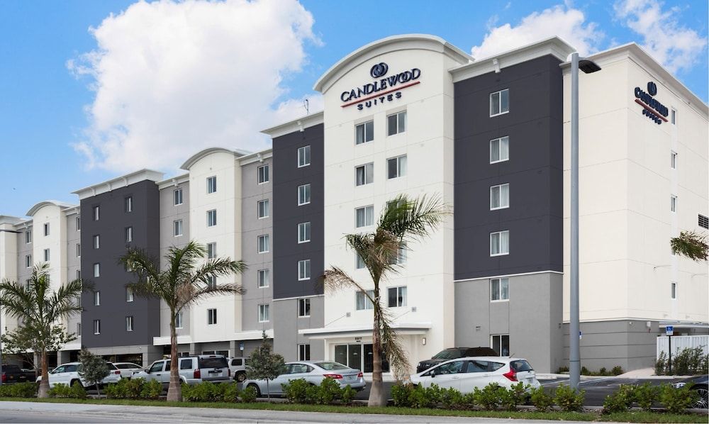 Candlewood Suites MIAMI INTL AIRPORT - 36TH ST by IHG 1