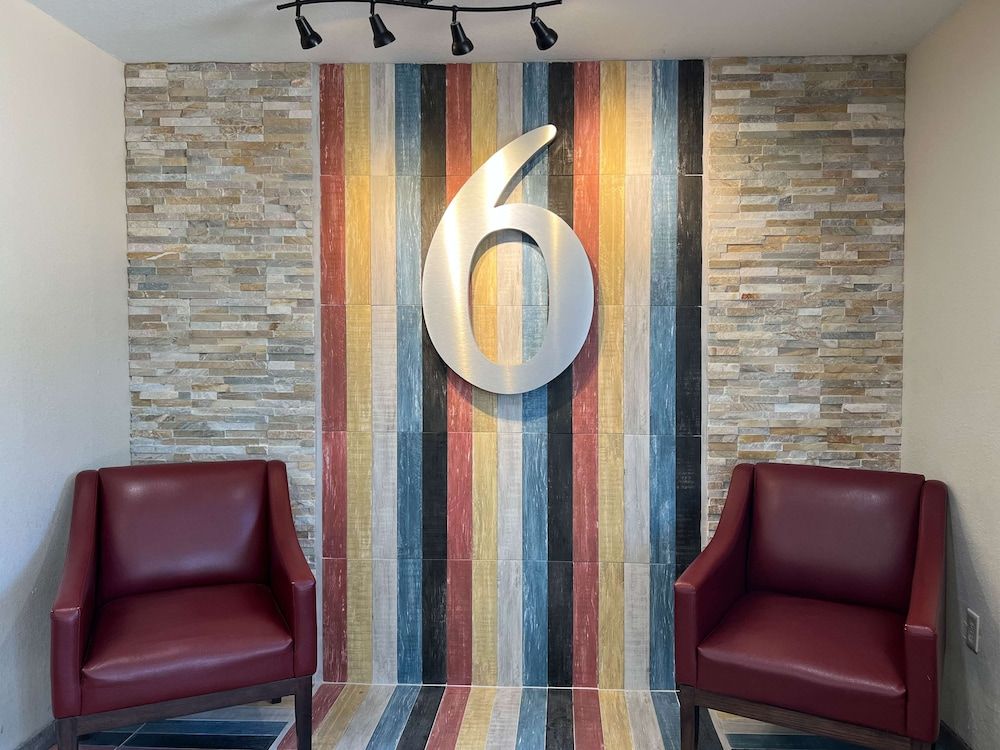 Motel 6 Hattiesburg, MS 2