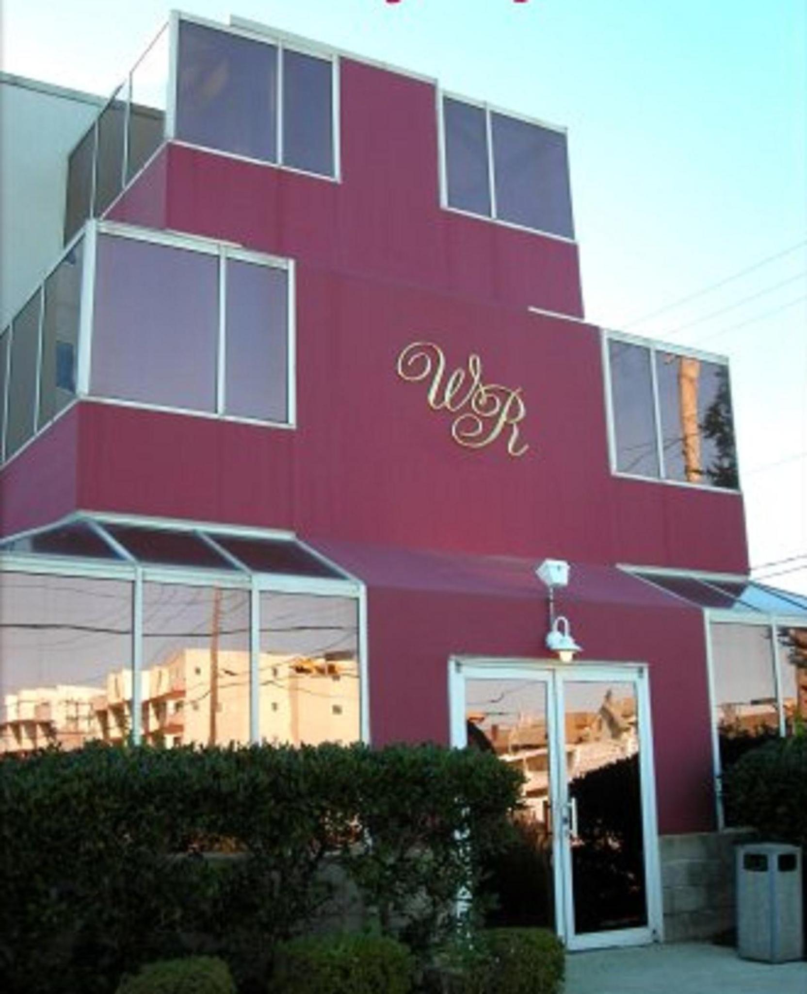 Watson's Regency Suites 1