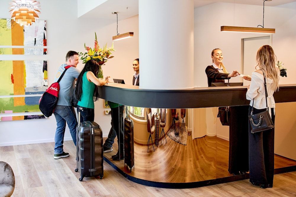 Sojourn Apartment Hotel - Ghuznee 2