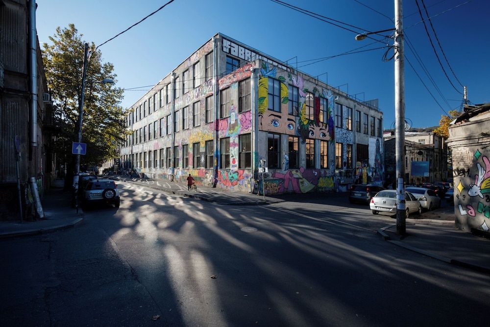 Fabrika Hostel & Suites 1