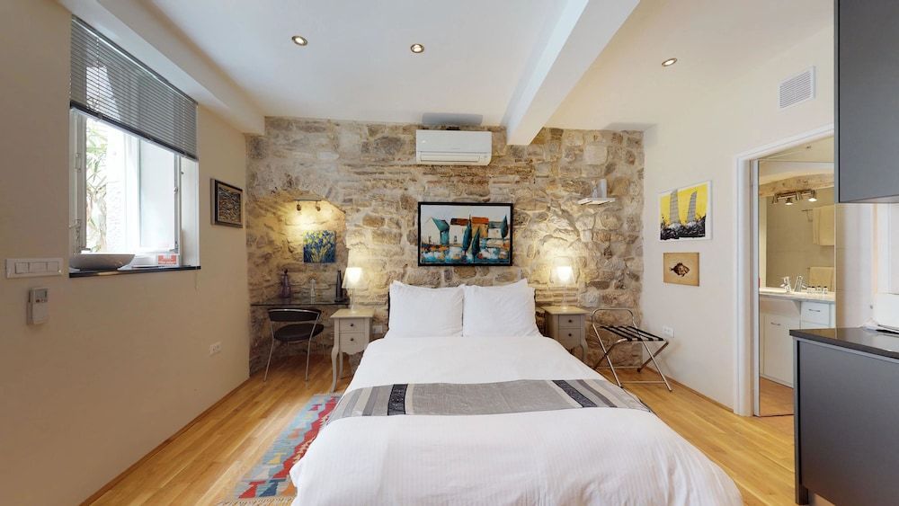 Riva and Diocletian Apartments 2