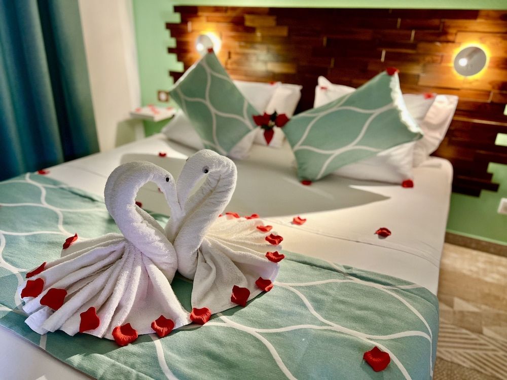 Kawan Bay Suites 2