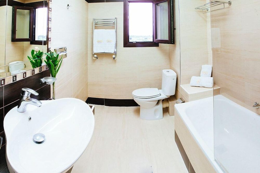 Hotel Aiges Melathron 2