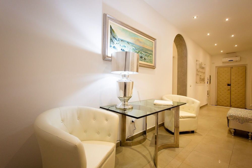Affittacamere e appartamenti - Rent rooms and Apartments Le Camere Nel Corso - ADULTS ONLY 2