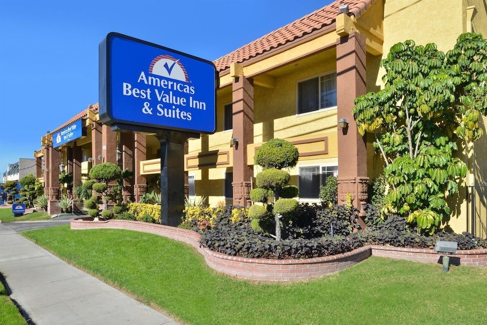 Americas Best Value Inn & Suites - Fontana 1