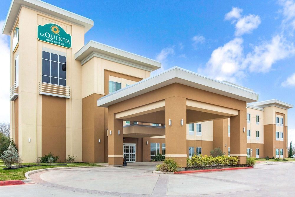 La Quinta by Wyndham Gonzales TX 1