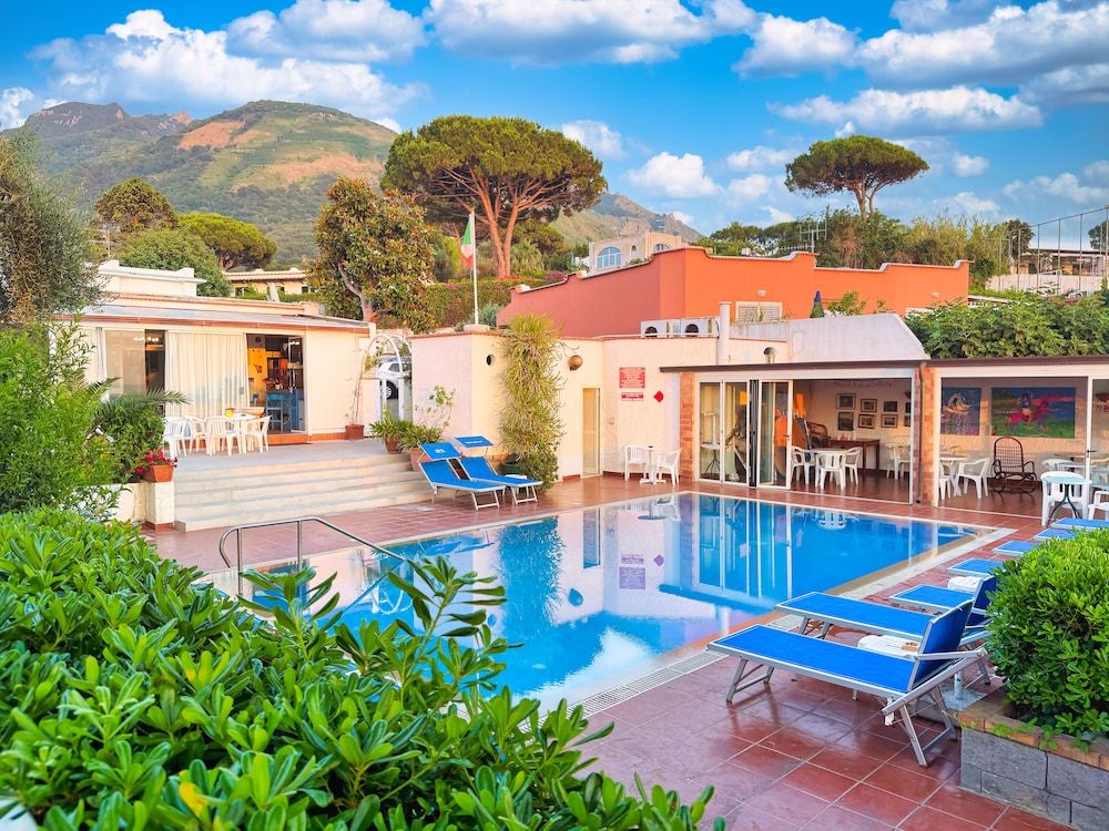 Villa Mena 1