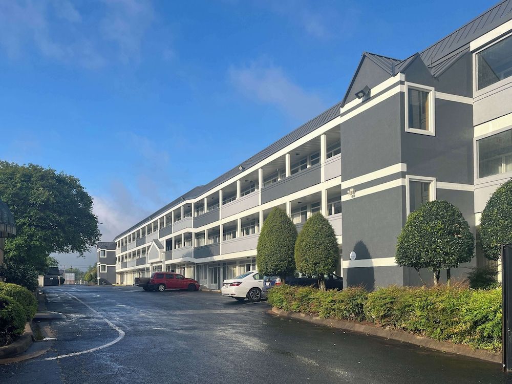 Motel 6 Charlotte, NC – Airport South 1