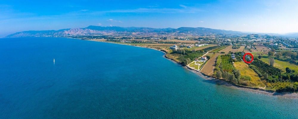 Sun Beach Villa Tria Large Private Pool Walk to Beach A C Wifi Car Not Required - 2282 2