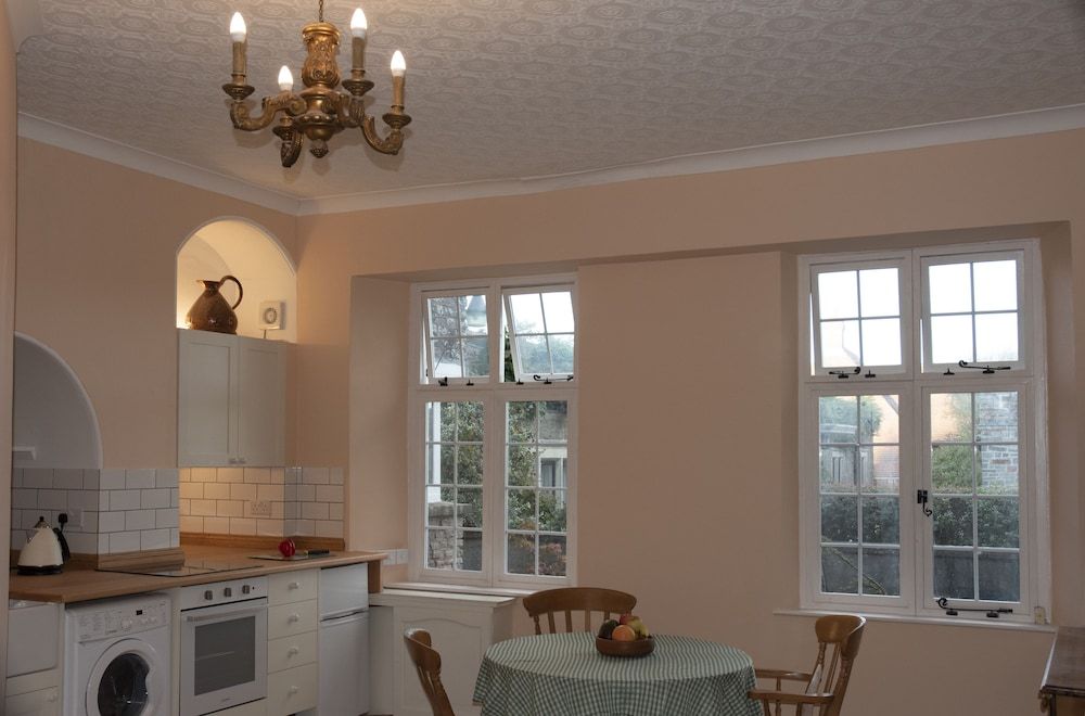 The Orangery Apartment 2