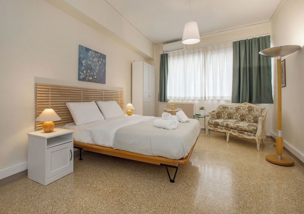 Central apartment on pedestrian street 1