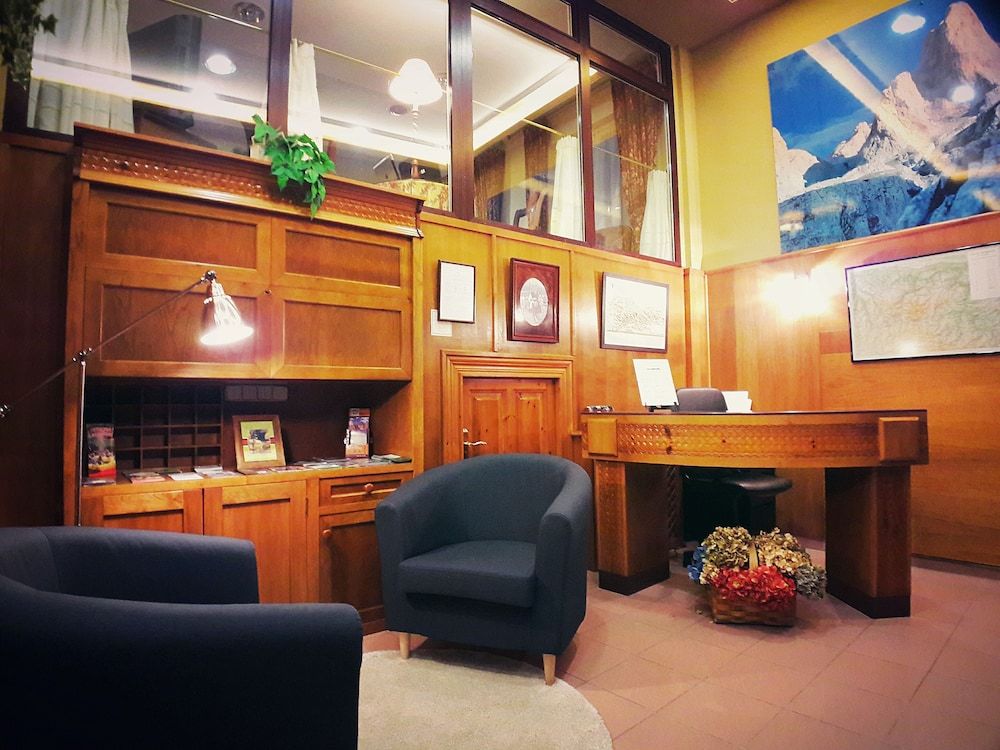 Hotel La Rivera 1