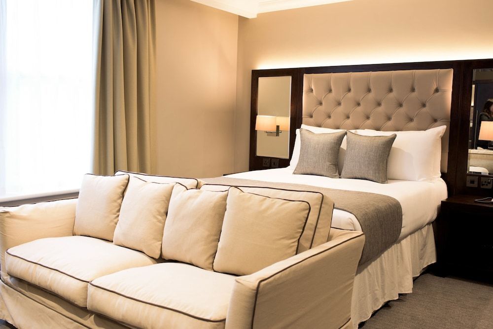 The County Aparthotel 2