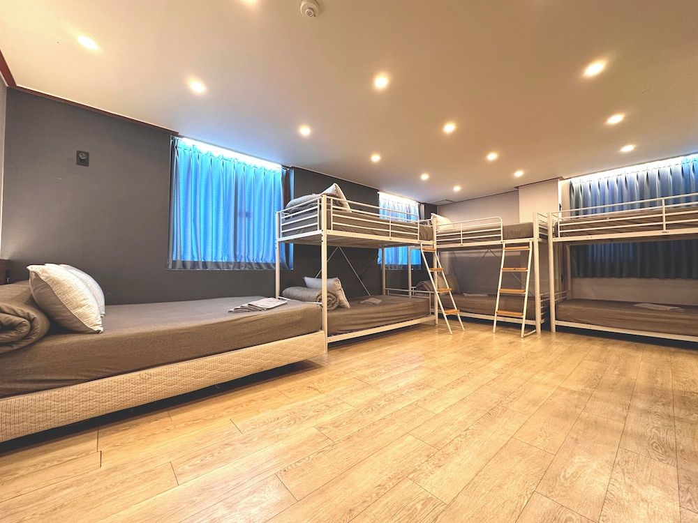 OYO Rooftop Hostel 1