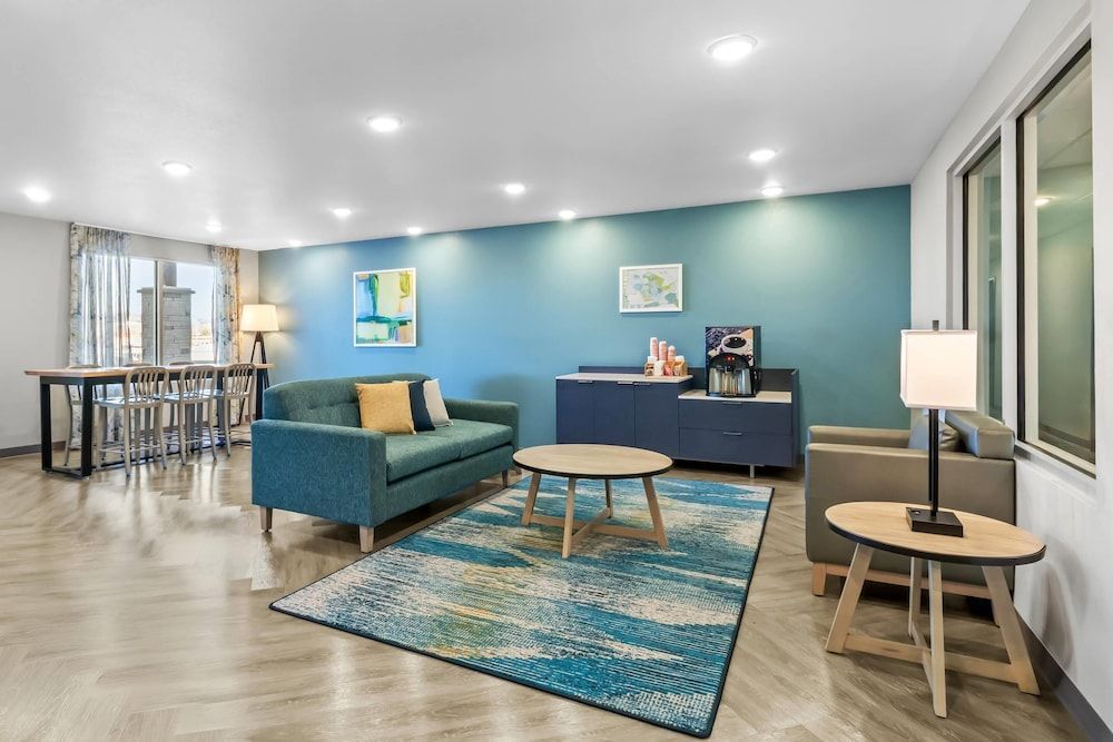 WoodSpring Suites Washington Meadowlands PA 2