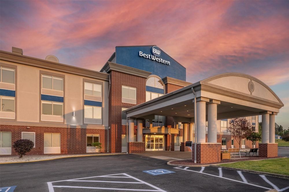 Best Western Garden Inn 1