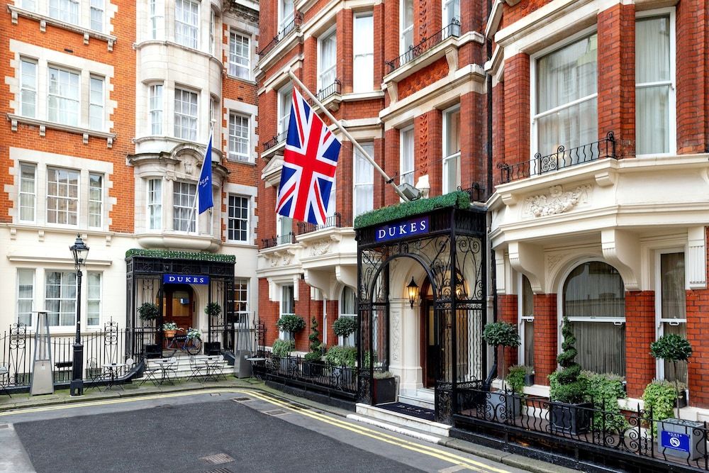 Dukes London 1