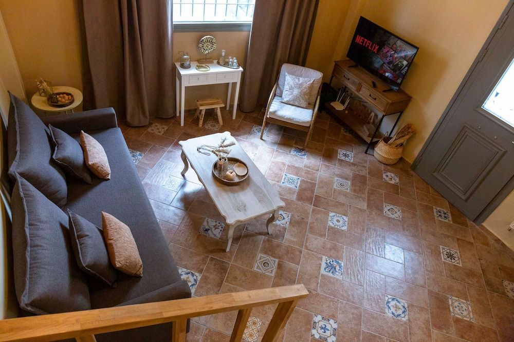 Strofilia Guest House 2