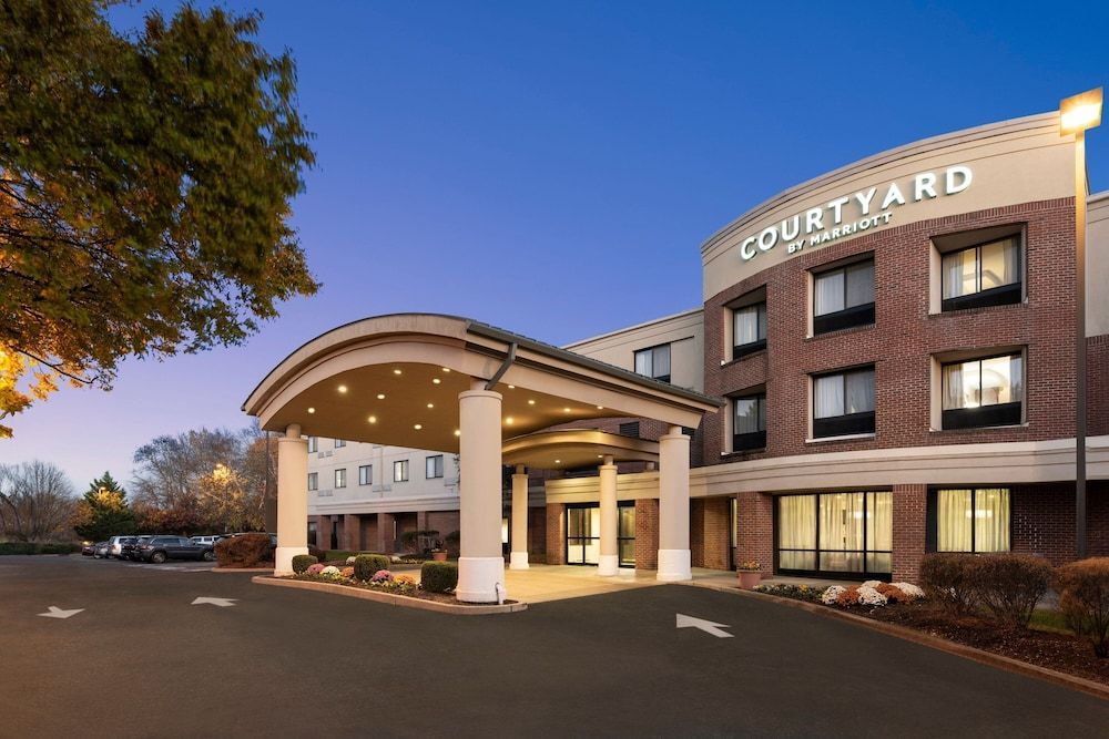 Courtyard Wall at Monmouth Shores Corporate Park 1