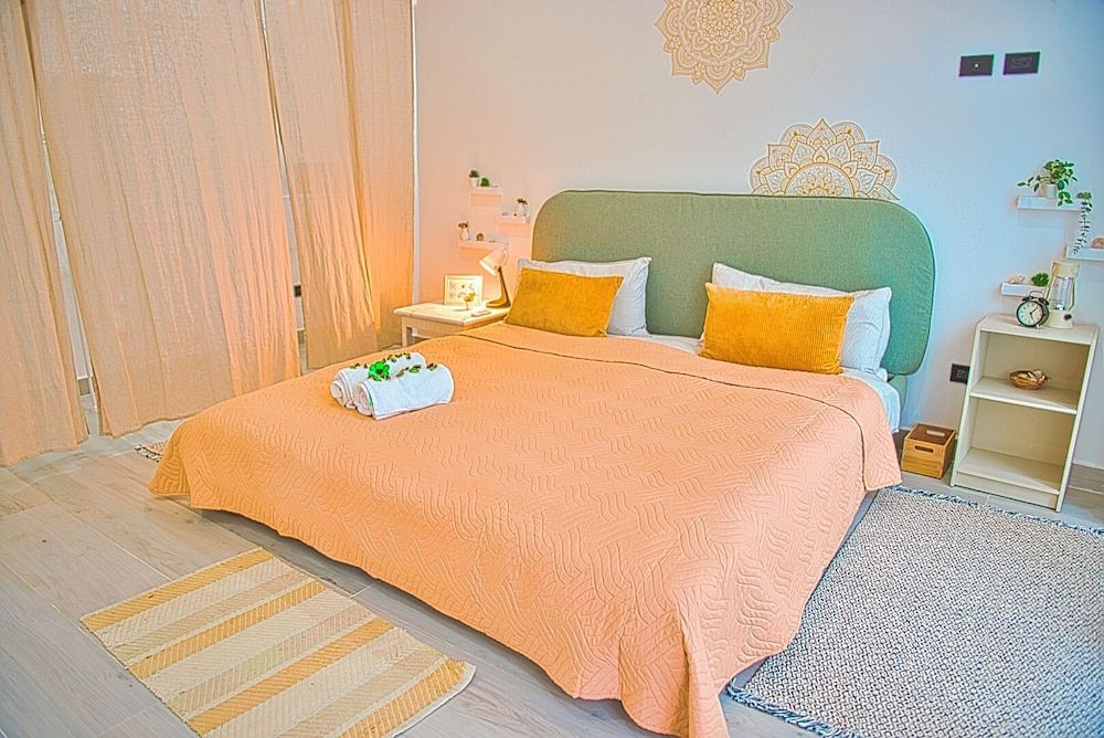 MARINA BAY HOTEL BOUTIQUE 1