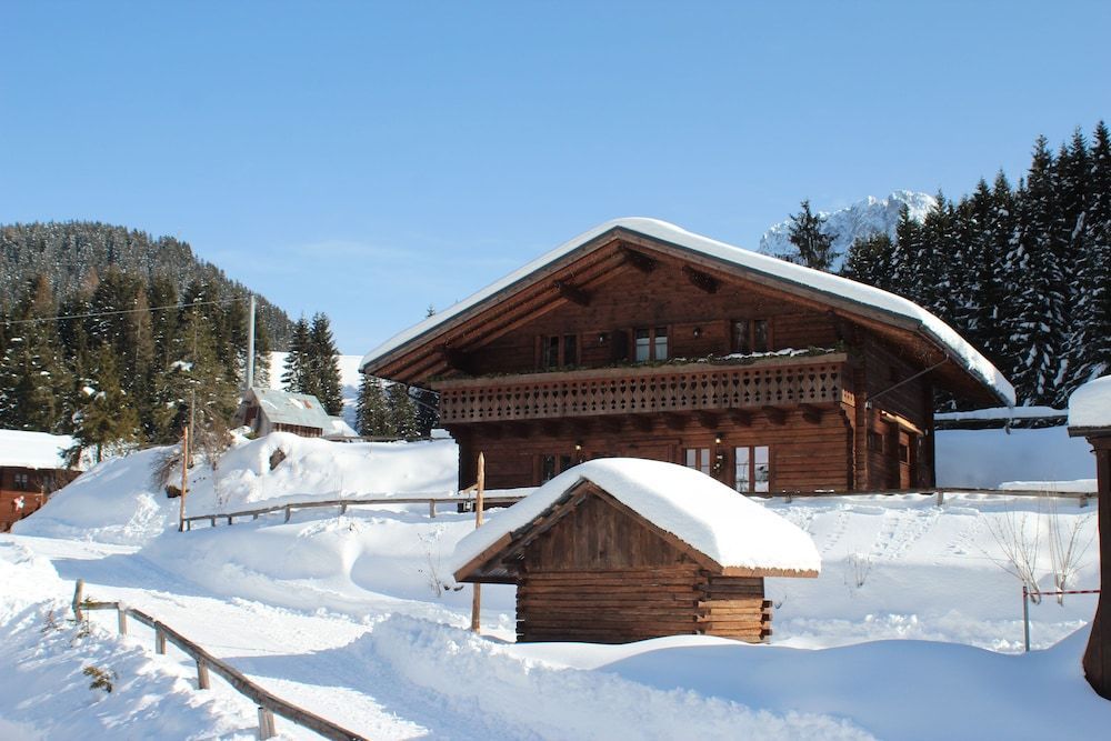 Eirl DOLOMITES Retreat Sappada 1