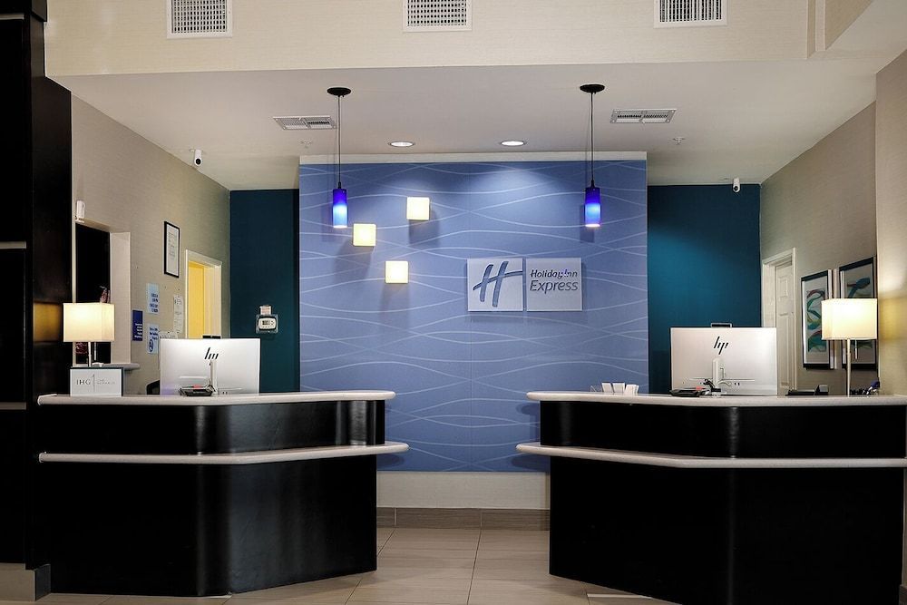 Holiday Inn Express & Suites HOUSTON NORTHWEST-BROOKHOLLOW by IHG 2