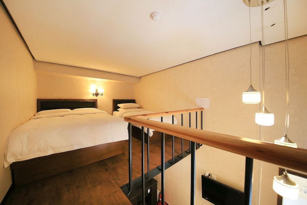 Friendly DH Naissance Hotel by Mindrum Group 2