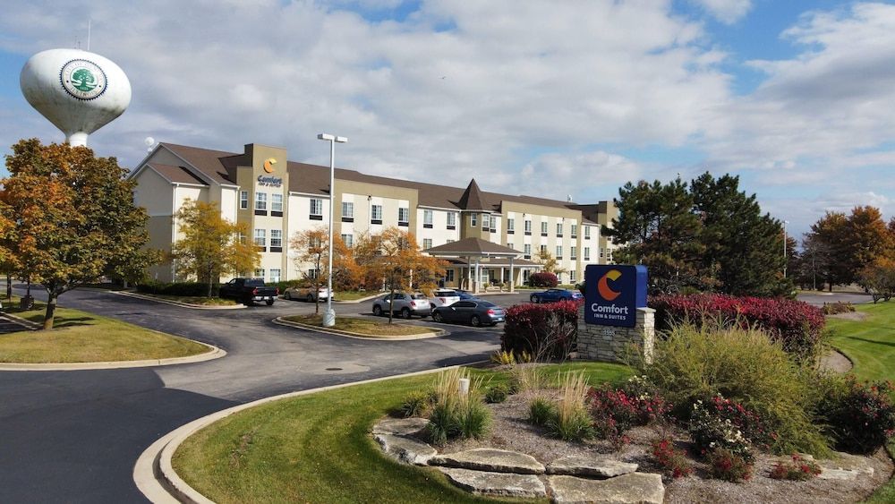 Comfort Inn & Suites Geneva- West Chicago 1