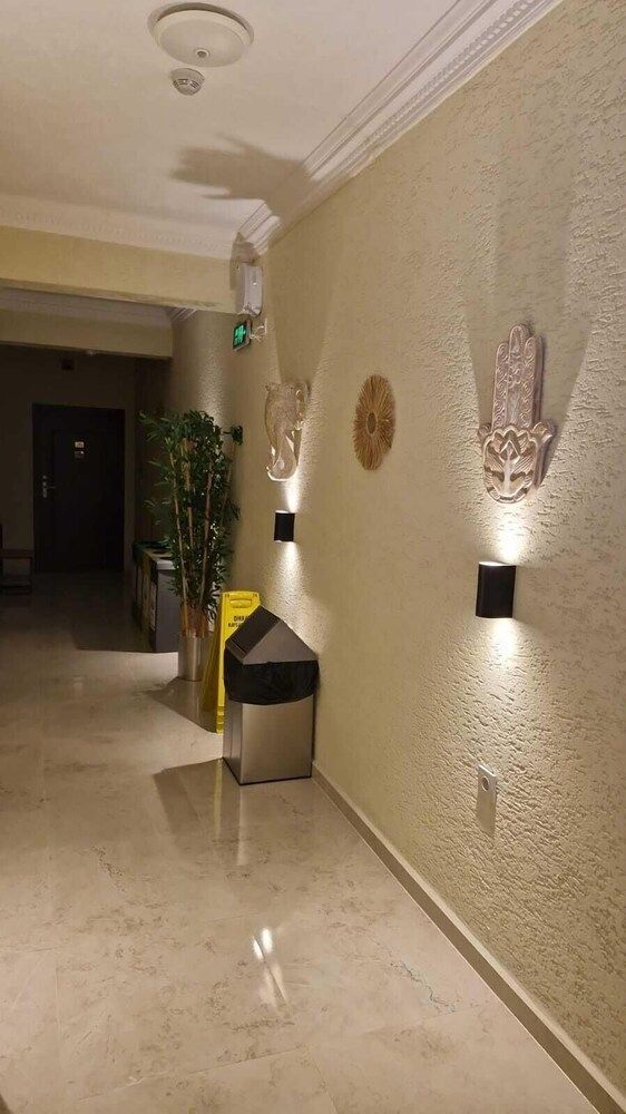 Ados Otel 2