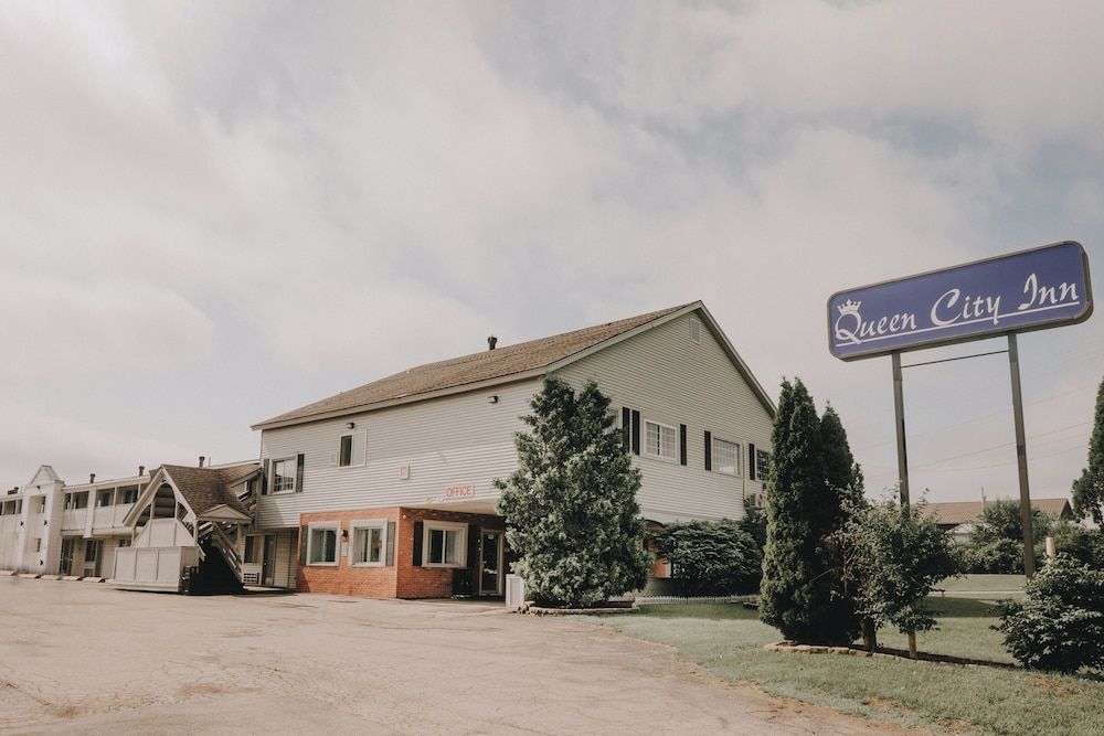 Queen City Inn 1