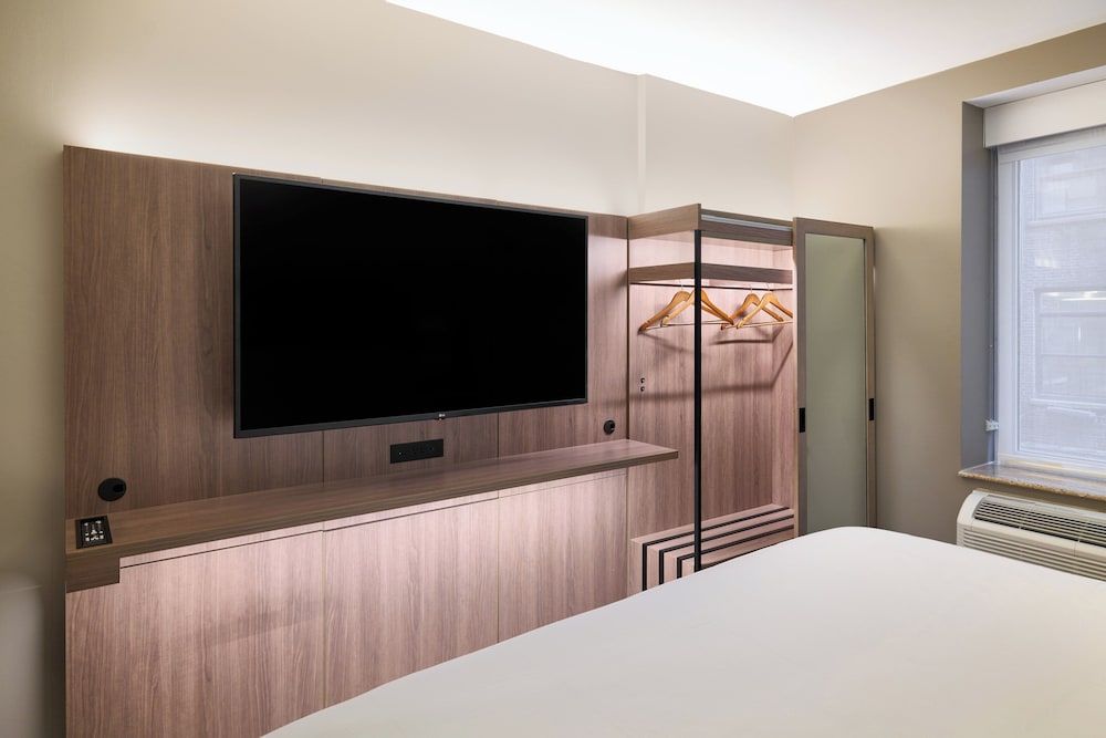 Holiday Inn Express NYC CHELSEA - NOMAD AREA by IHG 2